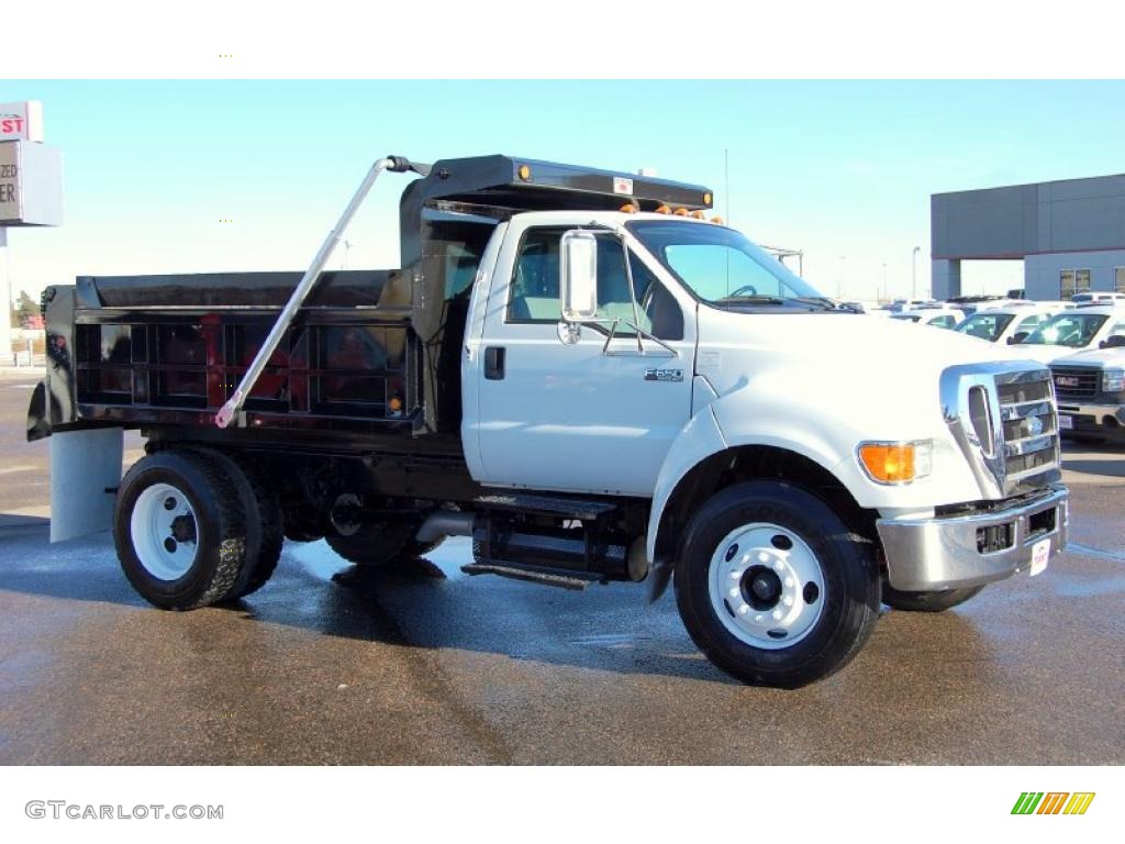 2008 F650 Super Duty XLT Regular Cab Chassis Dump Truck - Oxford White / Medium Flint photo #3