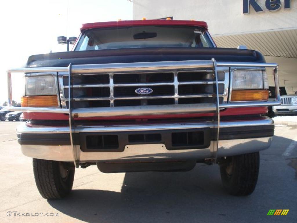 1995 F350 XLT Crew Cab 4x4 Dually - Ultra Red / Grey photo #8