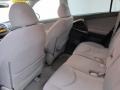 Super White - RAV4 4WD Photo No. 33