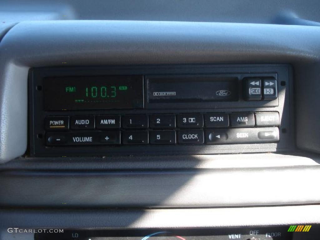 1995 F350 XLT Crew Cab 4x4 Dually - Ultra Red / Grey photo #20