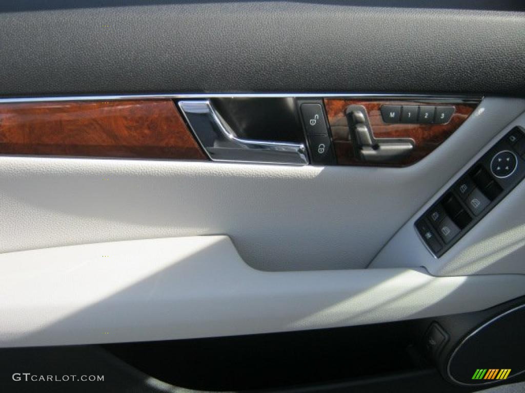 2011 Mercedes-Benz C 350 Sport Grey/Black Door Panel Photo #43009903