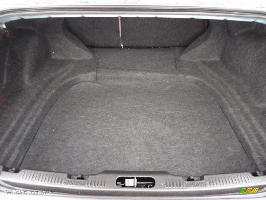 2008 Ford Taurus SEL AWD Trunk Photos