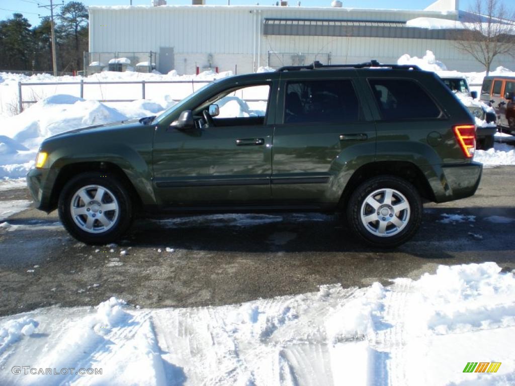 2008 Grand Cherokee Laredo 4x4 - Jeep Green Metallic / Dark Slate Gray photo #8