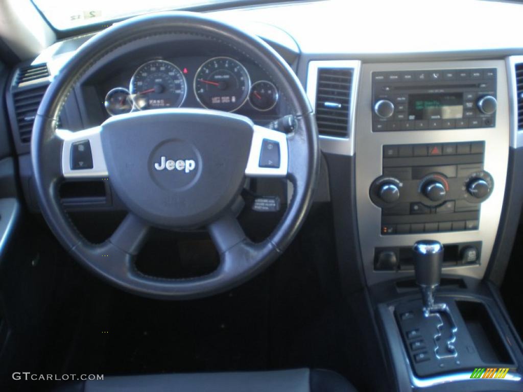 2008 Grand Cherokee Laredo 4x4 - Jeep Green Metallic / Dark Slate Gray photo #11