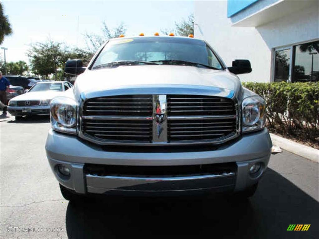 2007 Ram 3500 Laramie Quad Cab 4x4 Dually - Bright Silver Metallic / Medium Slate Gray photo #7