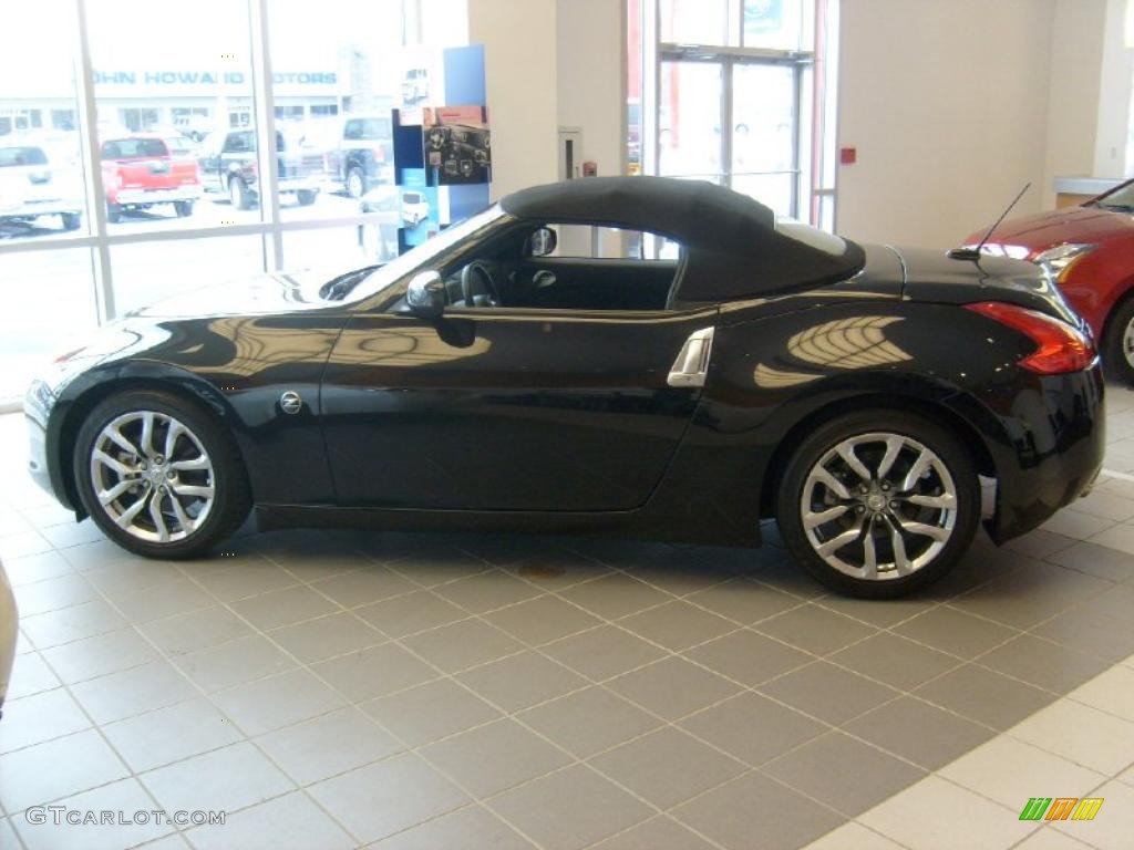 2010 370Z Touring Roadster - Magnetic Black / Black Leather photo #2