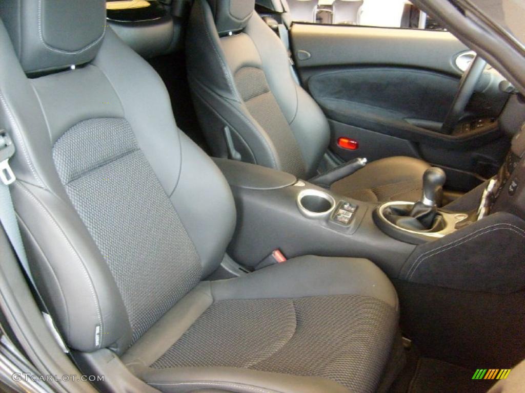 2010 370Z Touring Roadster - Magnetic Black / Black Leather photo #16