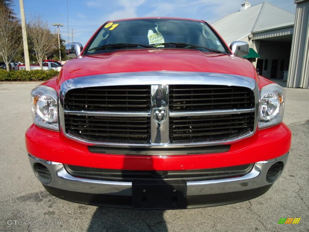 2007 Ram 1500 SLT Quad Cab - Flame Red / Medium Slate Gray photo #20