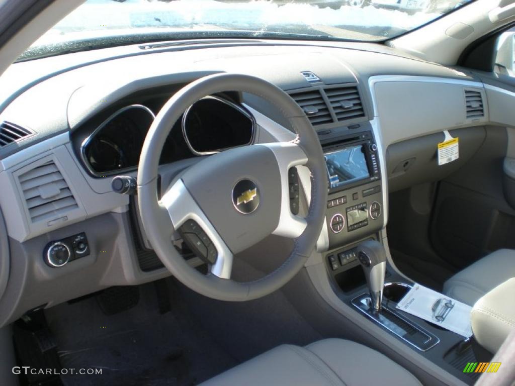 Dark Gray/Light Gray Interior 2011 Chevrolet Traverse LT AWD Photo #43027055