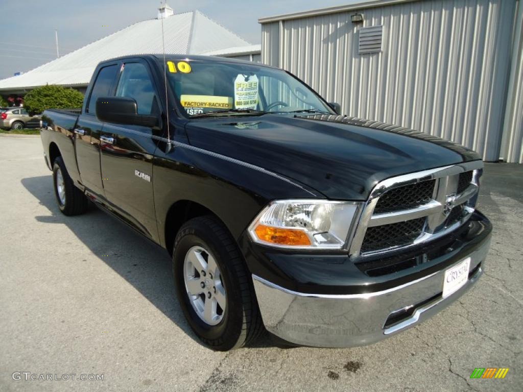 2010 Ram 1500 SLT Quad Cab - Brilliant Black Crystal Pearl / Dark Slate/Medium Graystone photo #13