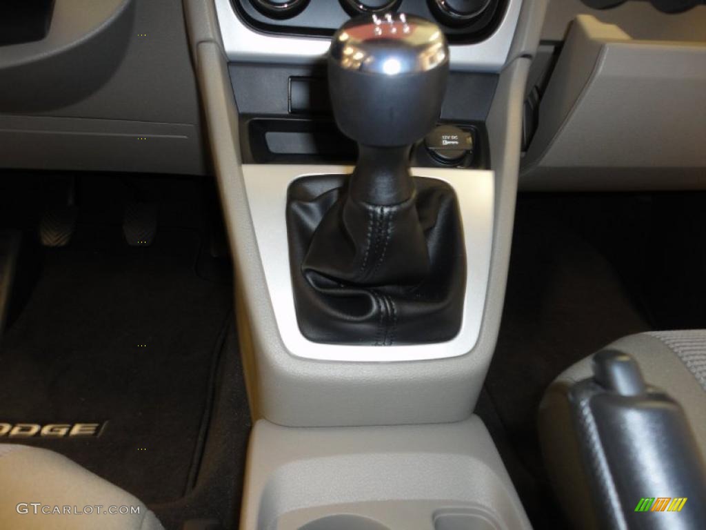 2010 Dodge Caliber Express Transmission Photos