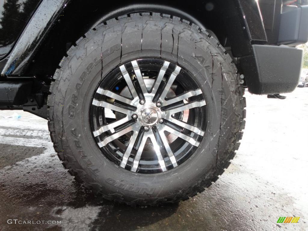 2011 Jeep Wrangler Unlimited Sahara 4x4 Custom Wheels Photo #43033259