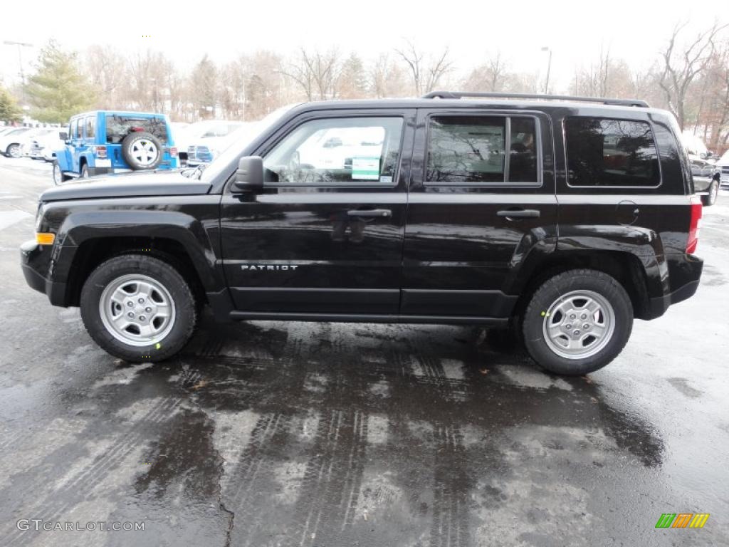 Brilliant Black Crystal Pearl 2011 Jeep Patriot Sport Exterior Photo #43034315