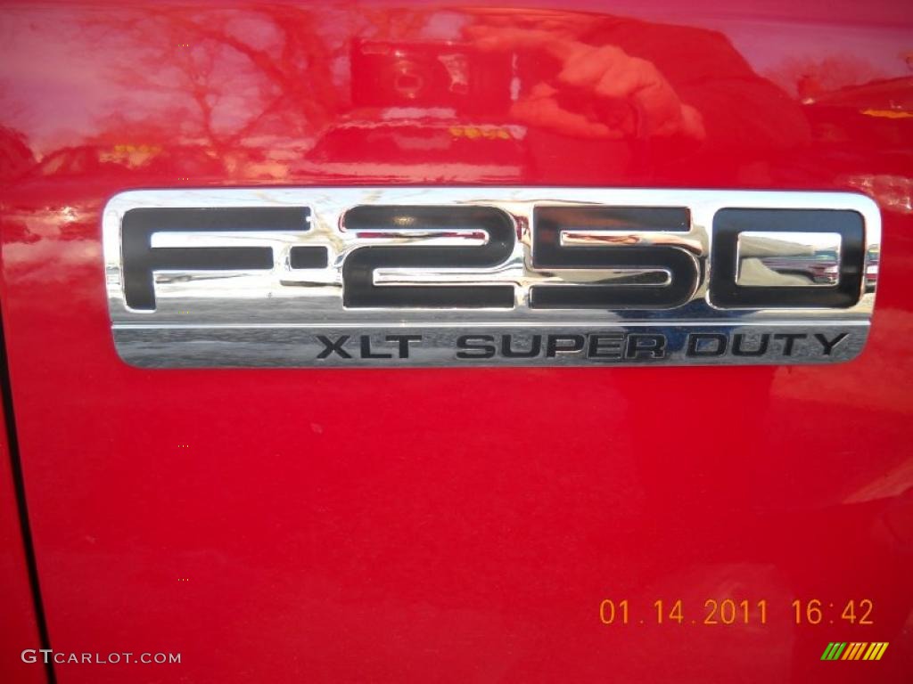 2005 F250 Super Duty XLT Crew Cab 4x4 - Red Clearcoat / Black photo #11
