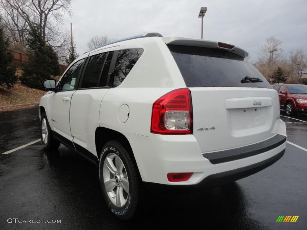 Bright White 2011 Jeep Compass 2.4 Latitude 4x4 Exterior Photo #43035187