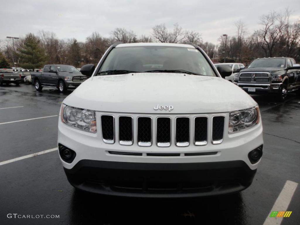 Bright White 2011 Jeep Compass 2.4 Latitude 4x4 Exterior Photo #43035259