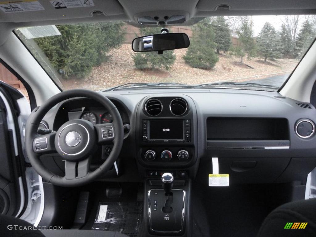 2011 Jeep Compass 2.4 Latitude 4x4 Dark Slate Gray Dashboard Photo #43035459