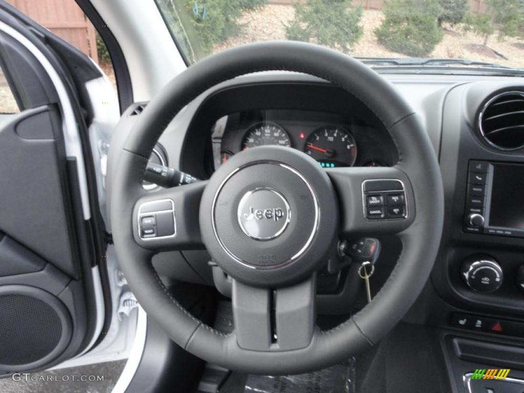 2011 Jeep Compass 2.4 Latitude 4x4 Dark Slate Gray Steering Wheel Photo #43035467