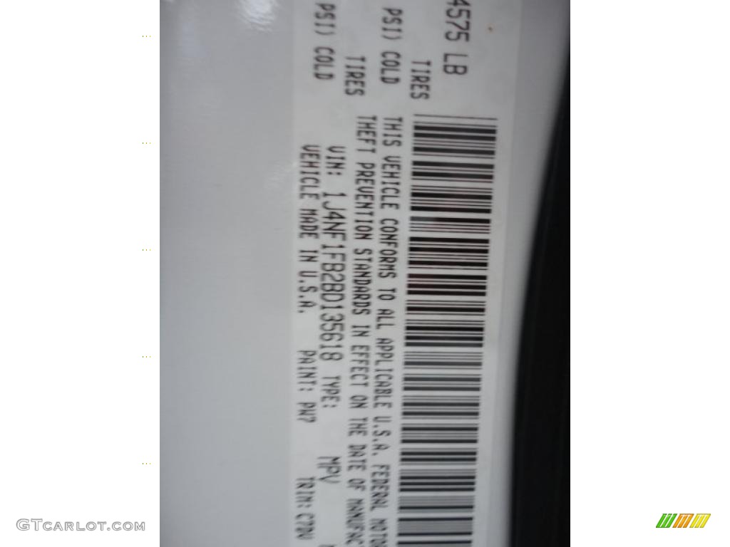 2011 Compass Color Code PW7 for Bright White Photo #43035999