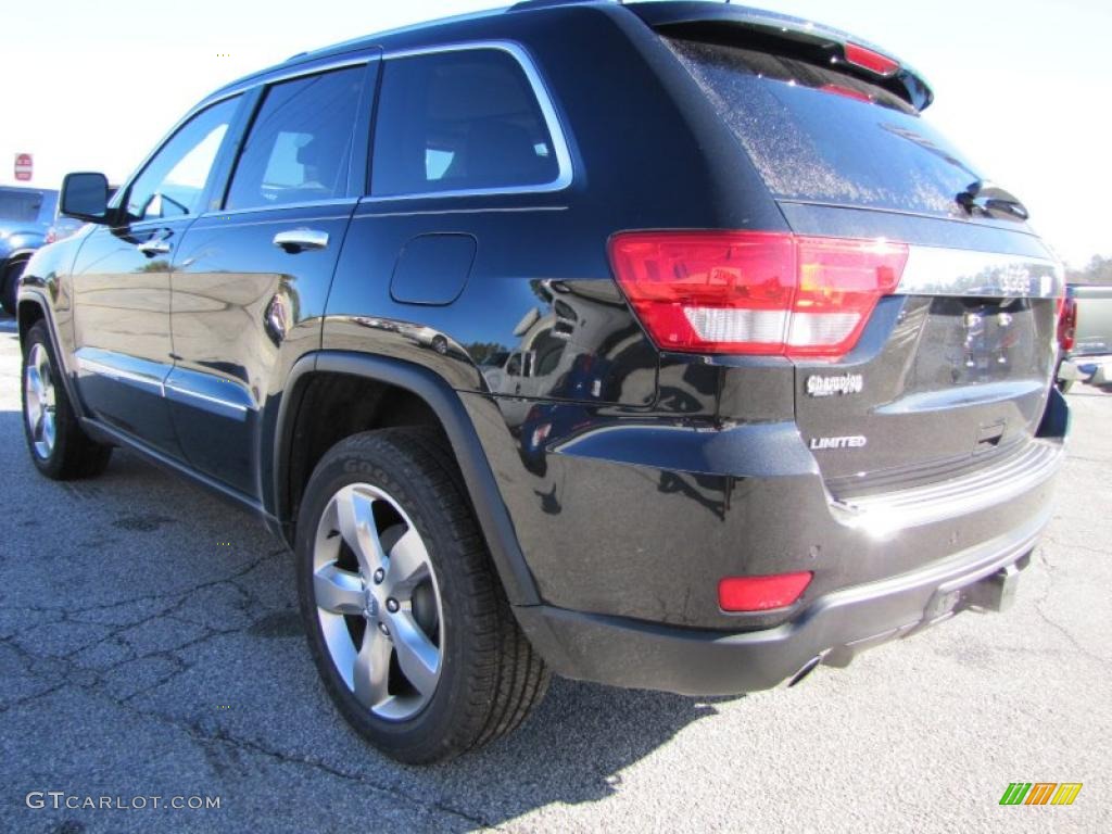 2011 Grand Cherokee Limited - Brilliant Black Crystal Pearl / Black/Light Frost Beige photo #5