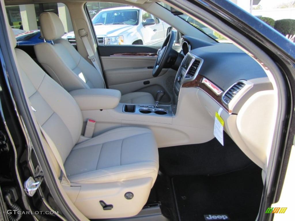 Black/Light Frost Beige Interior 2011 Jeep Grand Cherokee Limited Photo #43037239