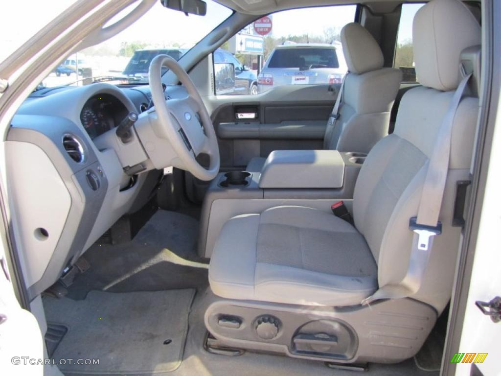 2004 F150 XLT SuperCab 4x4 - Oxford White / Medium Graphite photo #11