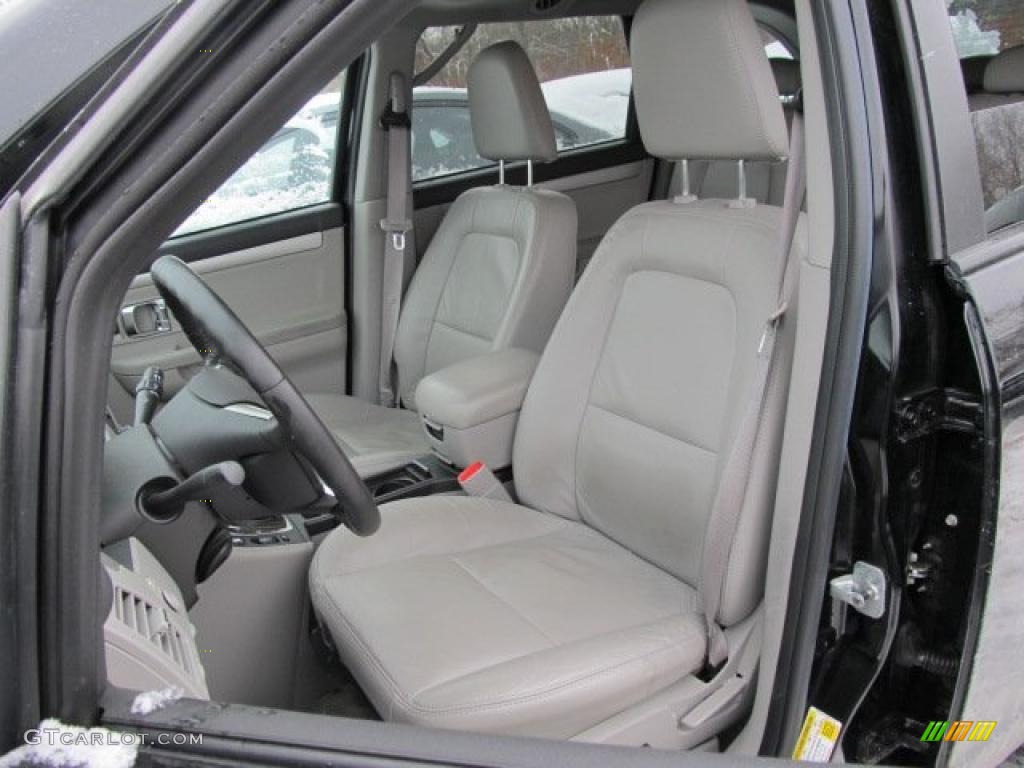 Gray Interior 2009 Suzuki XL7 Luxury AWD Photo #43038103