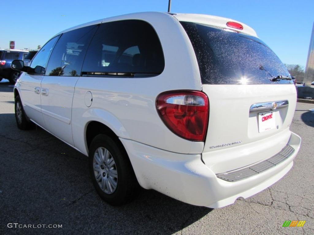 2007 Town & Country LX - Stone White / Medium Slate Gray photo #5