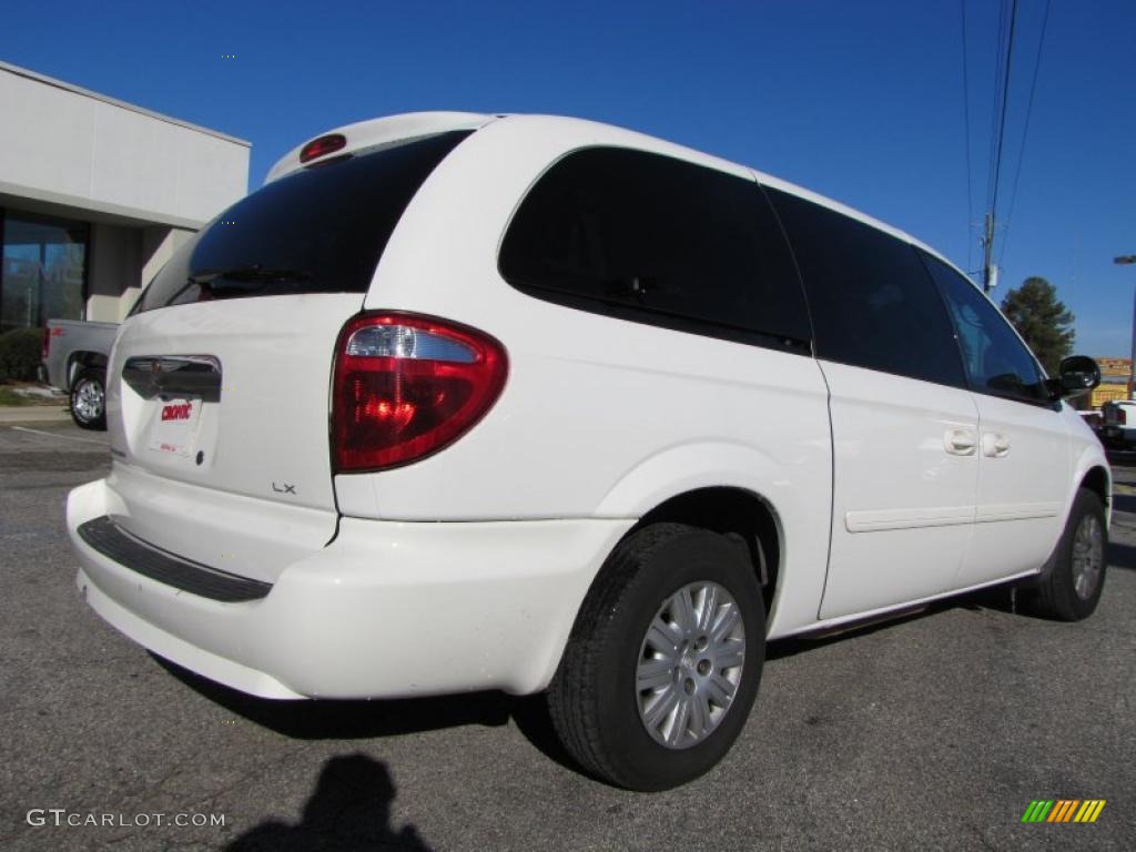 Stone White 2007 Chrysler Town & Country LX Exterior Photo #43038591