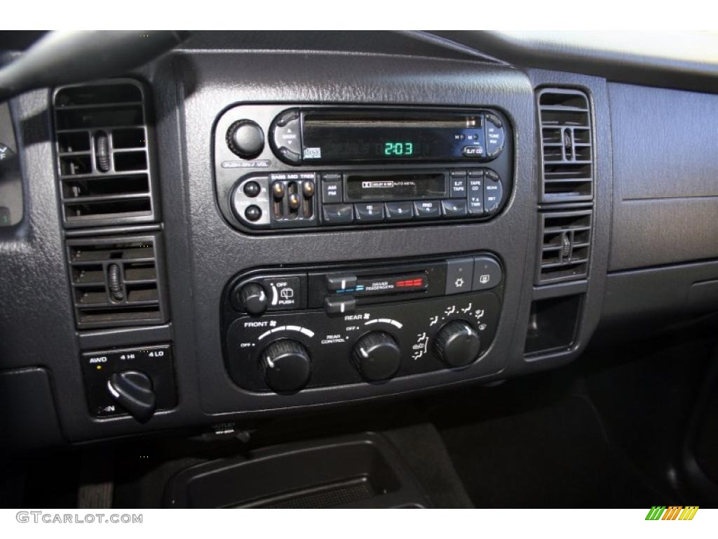 2001 Dodge Durango R/T 4x4 Controls Photo #43042031