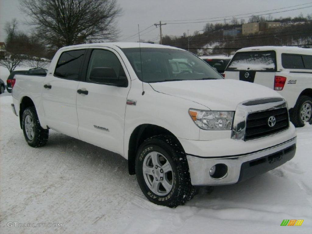 Super White Toyota Tundra