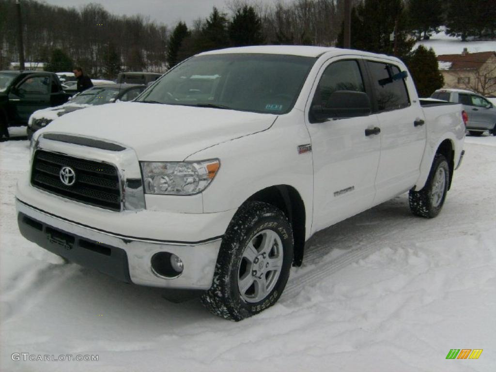 2008 Tundra SR5 CrewMax 4x4 - Super White / Graphite Gray photo #3