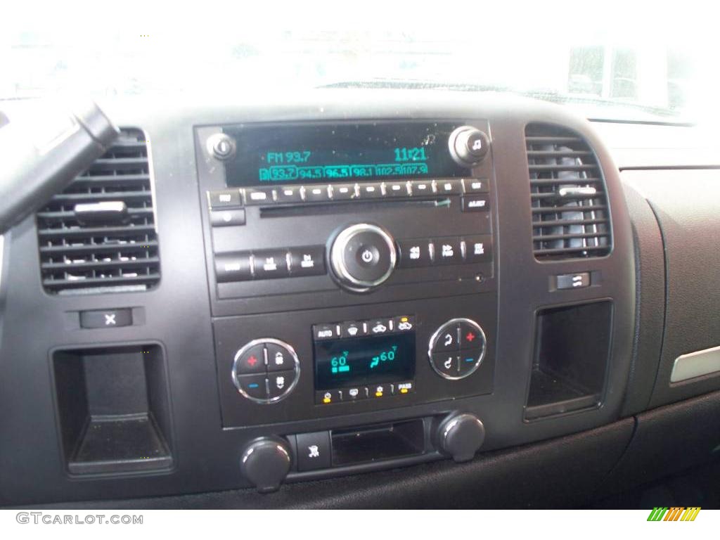 2008 Silverado 1500 LT Crew Cab - Summit White / Ebony photo #16