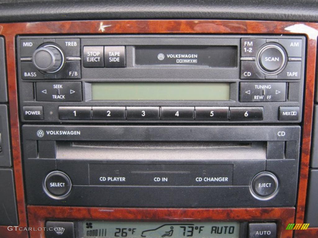 2001 Passat GLX V6 4Motion Sedan - Satin Silver Metallic / Black photo #5