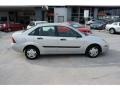 CD Silver Metallic - Focus LX Sedan Photo No. 5
