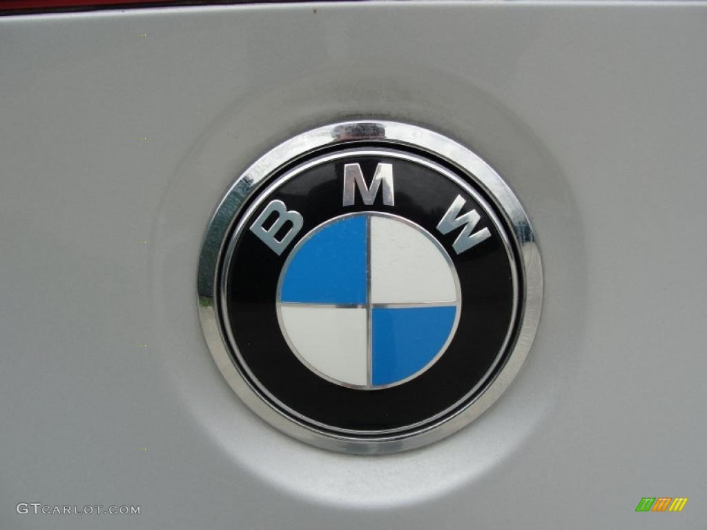 2004 BMW 6 Series 645i Convertible Marks and Logos Photos