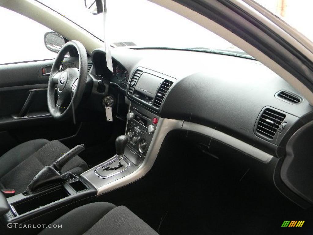 2008 Legacy 2.5i Sedan - Obsidian Black Pearl / Off Black photo #16