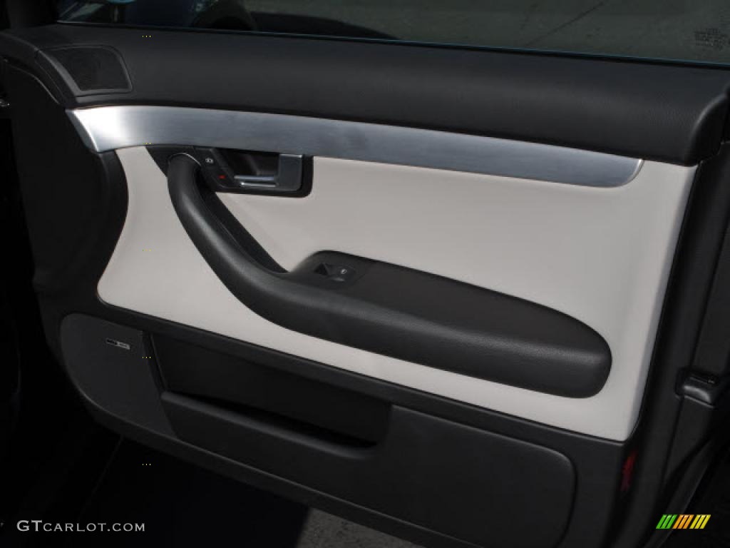 2007 Audi RS4 4.2 quattro Sedan Silver Door Panel Photo #43066520