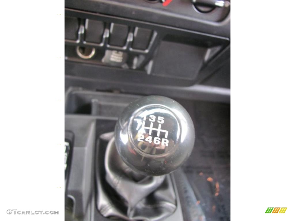 2005 Wrangler X 4x4 - Black / Dark Slate Gray photo #4