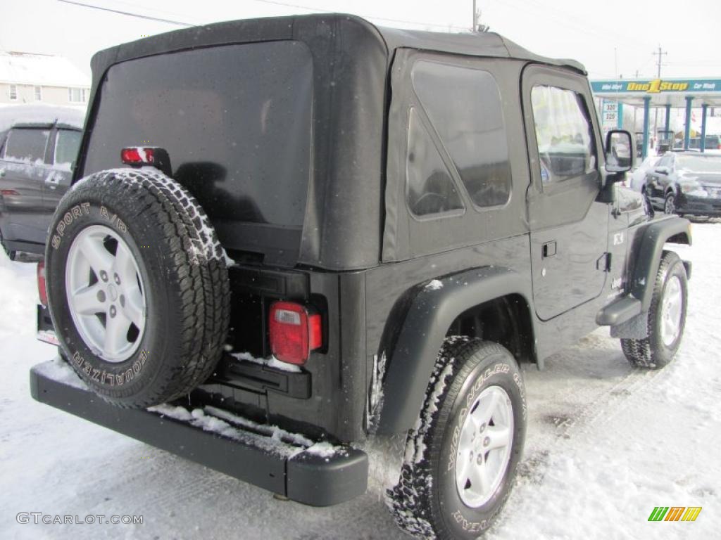 2005 Wrangler X 4x4 - Black / Dark Slate Gray photo #10