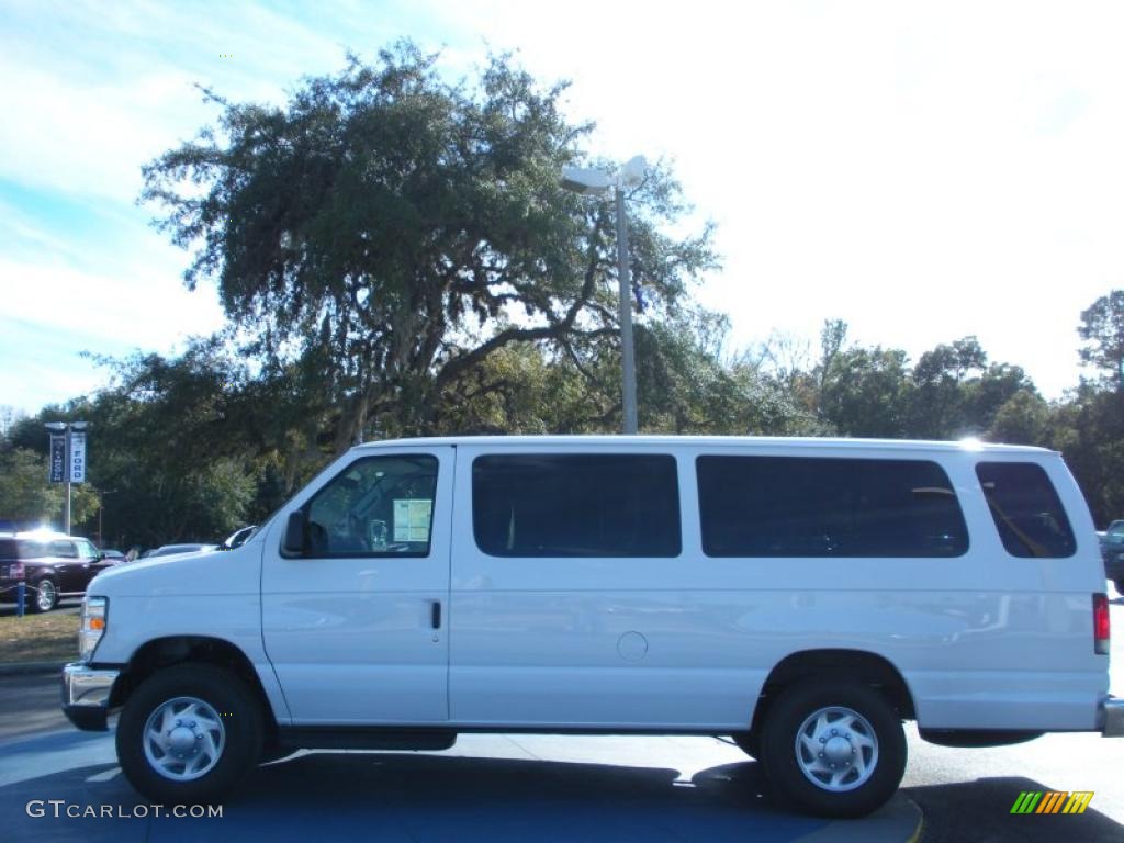 Oxford White 2011 Ford E Series Van E350 XLT Extended Passenger Exterior Photo #43070741