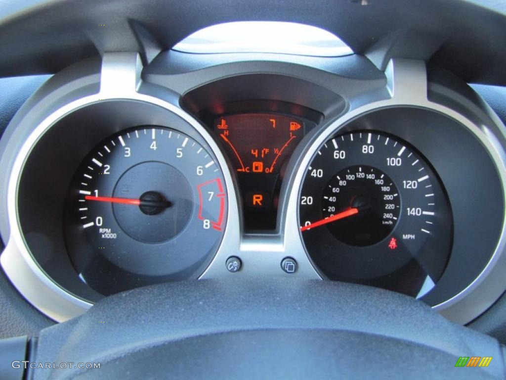 2011 Nissan Juke S Gauges Photo #43072542