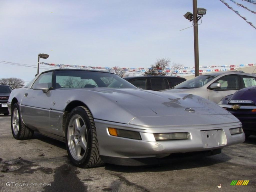 Sebring Silver Metallic 1996 Chevrolet Corvette Coupe Exterior Photo #43073170