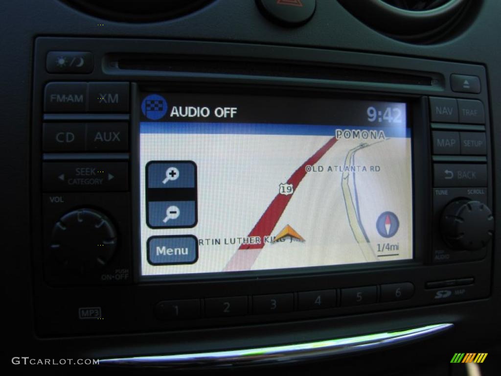 2011 Rogue SL - Pearl White / Gray photo #19