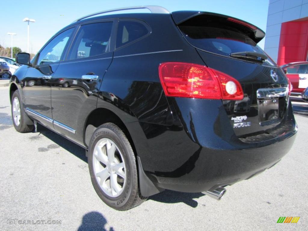 2011 Rogue S - Wicked Black / Black photo #3