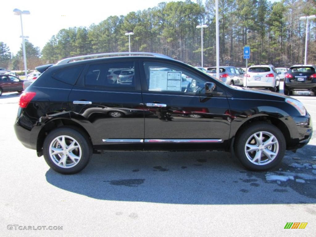 2011 Rogue S - Wicked Black / Black photo #6