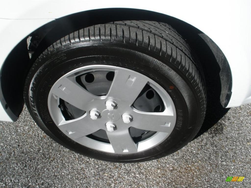 2011 Chevrolet Aveo LT Sedan Wheel Photo #43077863