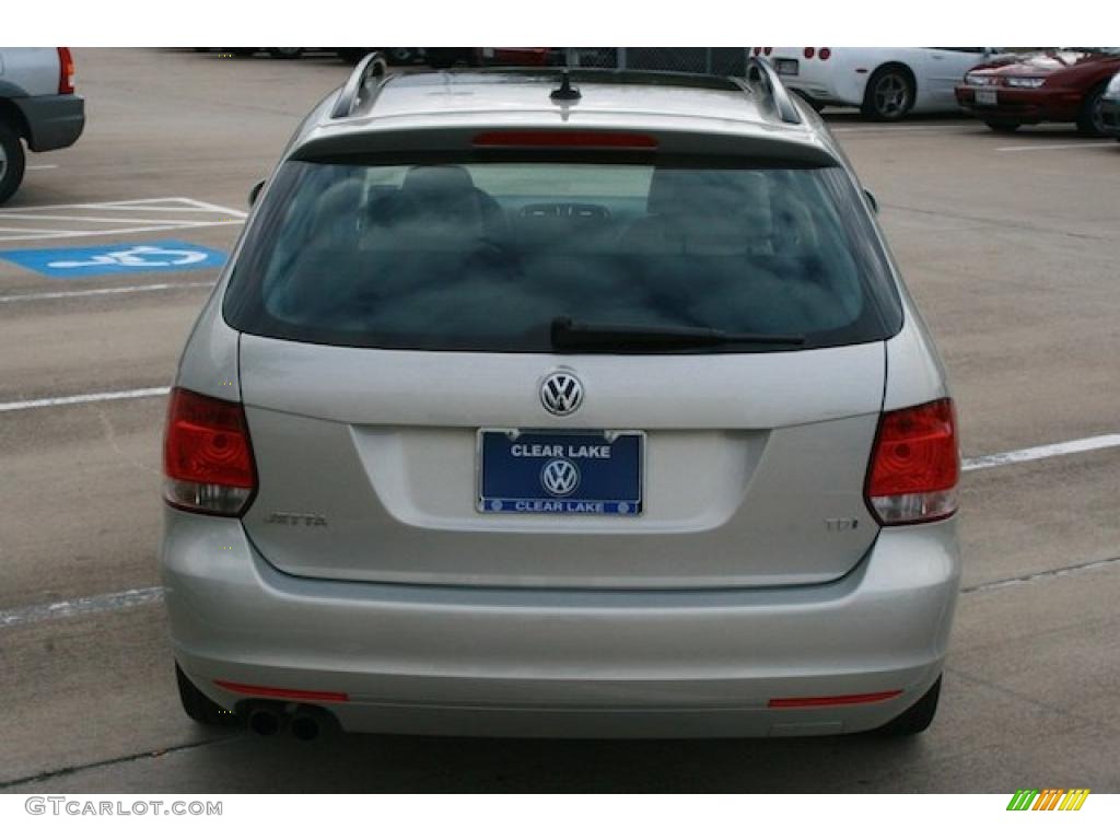 2011 Jetta TDI SportWagen - White Gold Metallic / Cornsilk Beige photo #10