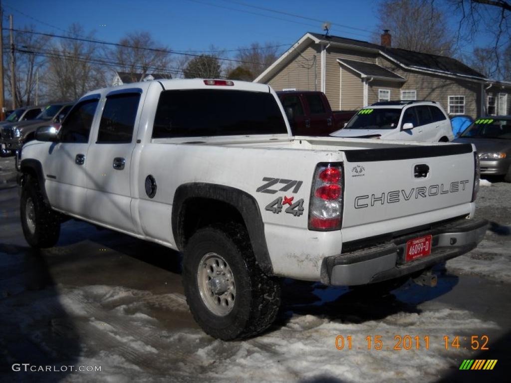 2004 Silverado 2500HD Crew Cab 4x4 - Summit White / Dark Charcoal photo #2