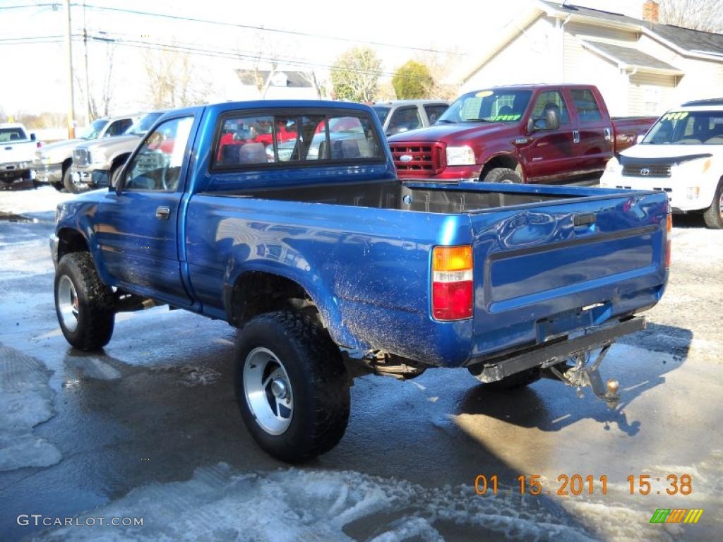 1993 Pickup Deluxe Regular Cab 4x4 - Blue Pearl Metallic / Gray photo #6